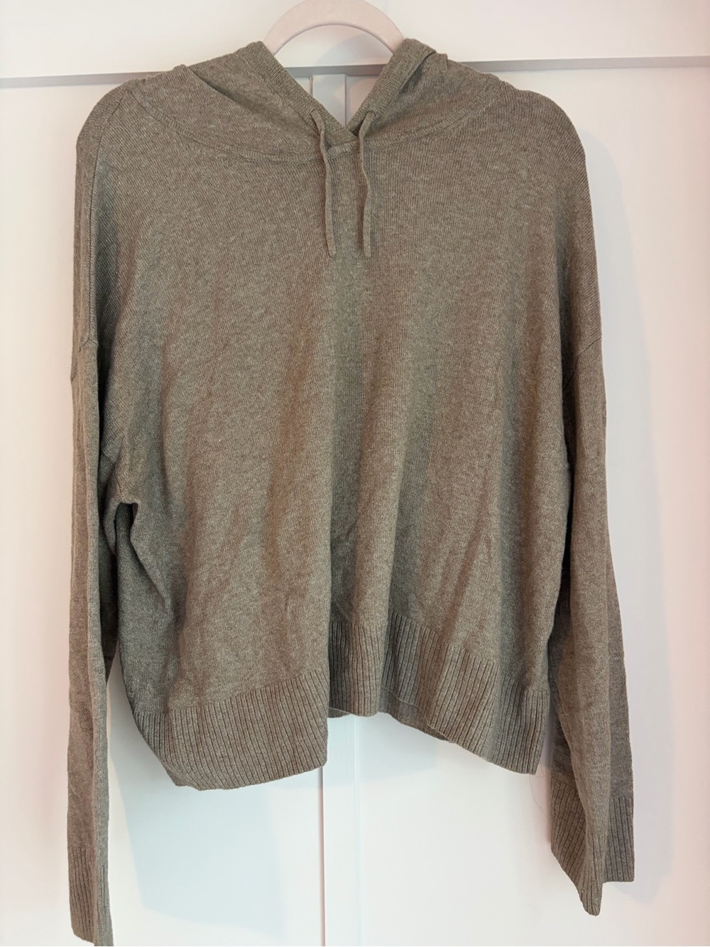 Women's Lightweight GAP Hoodie Sweater in Taupe
